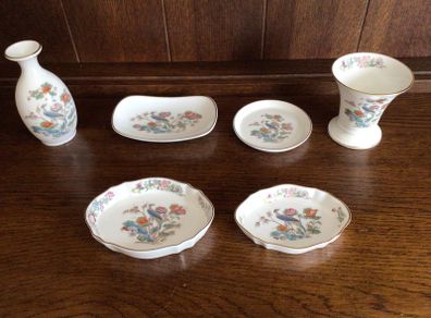 Wedgwood Kutani pattern 6 China trinket pieces