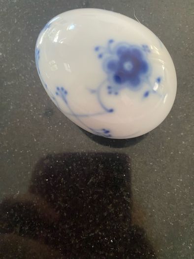 Reduced B&G Danish Porcelain egg number 691 collectors item