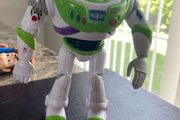 toy story buzz light year