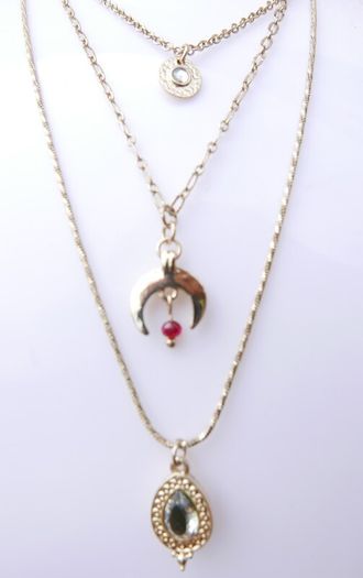 Freedom Jewellery Gold Plated Unique Pendant and Chain