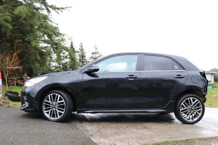 2020 Kia Rio breaking