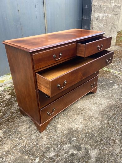 Vintage Chest of Drawers