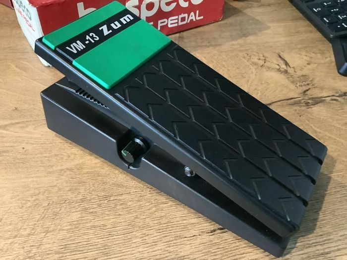 Bespeco VM13ZUM - ABS Volume / Expression Combo Pedal box
