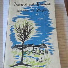 Trasna Na Boinne  By Earnan De Blaghd. First Edition Paperback In Good Condition. See Photos For Same.