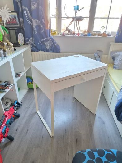 Table kids Ikea white