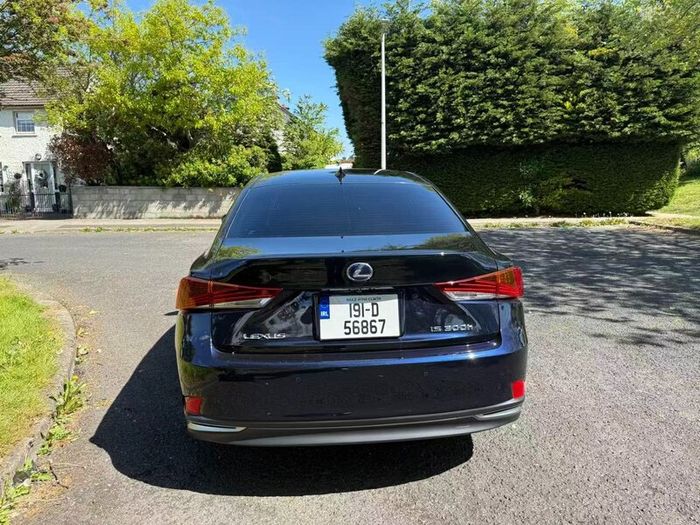 2019 Lexus IS300h   Immaculate Condition