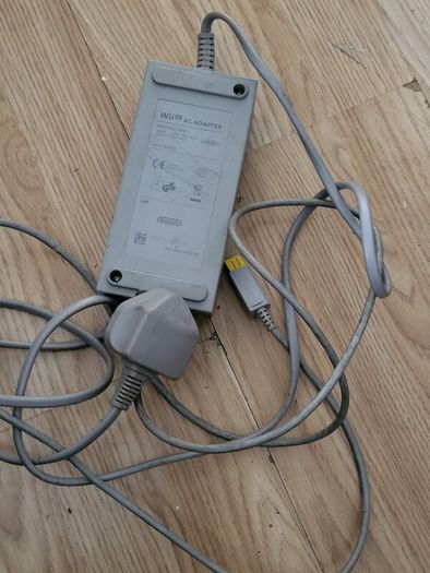 Wii U power adaptor