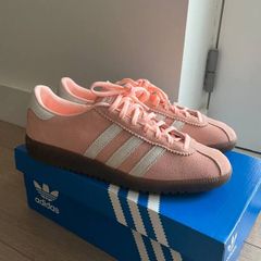 New Adidas Originals Bermuda women trainers 7.5 uk