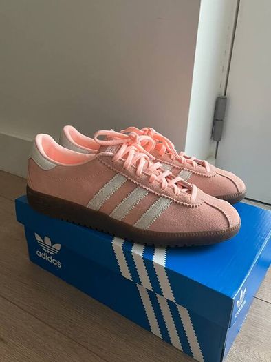 New Adidas Originals Bermuda women trainers 7.5 uk