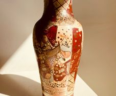 Antique Japanese Satsuma Vase 24cm, Hand Painted, Meiji Style, Fine Crackle Glaze