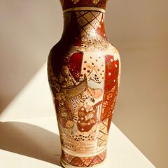 Antique Japanese Satsuma Vase 24cm, Hand Painted, Meiji Style, Fine Crackle Glaze