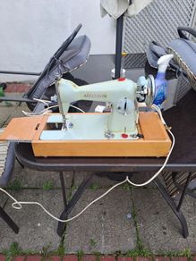 sewing machine