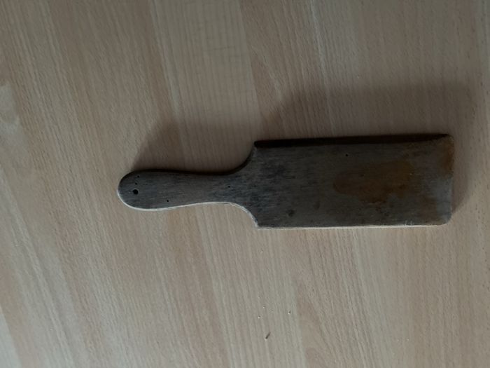 antique wooden butter patt