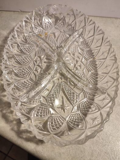 Vintage aperitif dish 4 compartments in chassed glass
