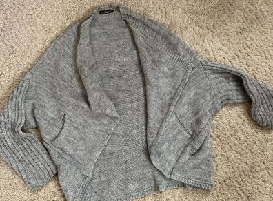 Selection of cardies and jumpers size S/M 4-6 euro each perfect condition