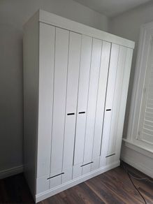 Connect Basic 3 Door 3 Drawer Wardrobe in excellent condition