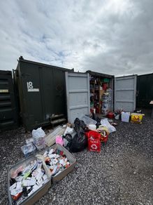 Full storage unit