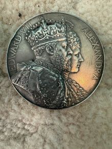 1902 Edward VII Coronation Silver Medal, R. Thorne and Sons Distillers
