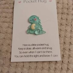 Bnwt pocket hugs 1euro each