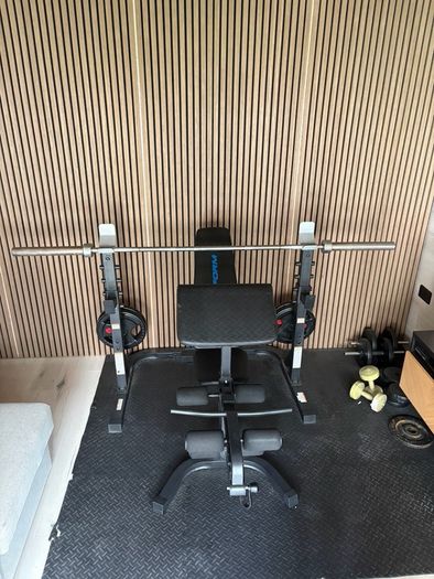 weight bench