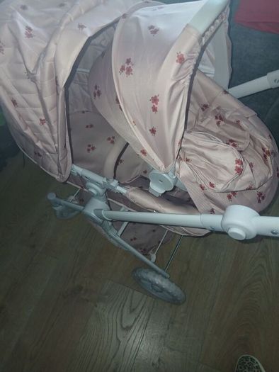 Baby's Dolls pram