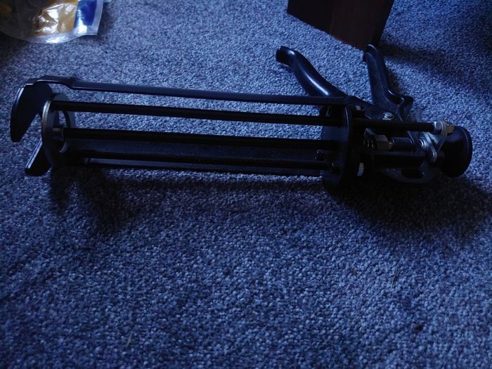 Anchor gun