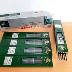 Black graphite refill leads