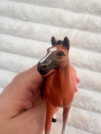 Britains Pony Horse Resin approx. 9 cm. Used Please see photos