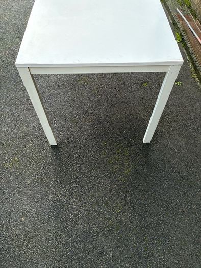 Kitchen table and 4 chairs