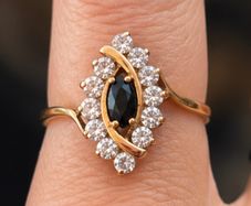 9ct Gold Garnet & Cubic Zirconia Ring