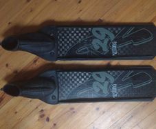 Diving flippers / fins
