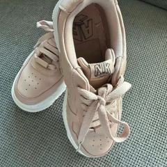 nike airforce  1 pixel size 37