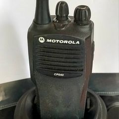 Motorola CP040 UHF 4 Channel Handheld Radio (Frequency: 403 to 440MHz)