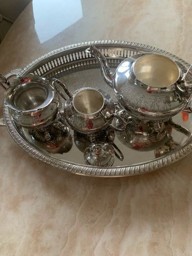 Silver Tea pot sugar & jug Set with oval tray