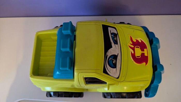 Monster truck car