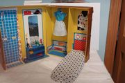 Vintage Sindy scene setter