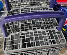 Dishwasher cutlery holder
