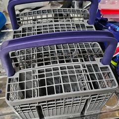 Dishwasher cutlery holder