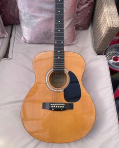 guitar for repair