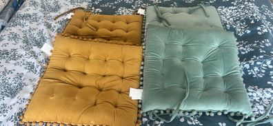 4 chairs cushions each 5