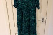 Scamp &amp; Dude green leopard maxi dress size 10
