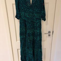 Scamp & Dude green leopard maxi dress size 10