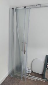 Shower door with tray 100