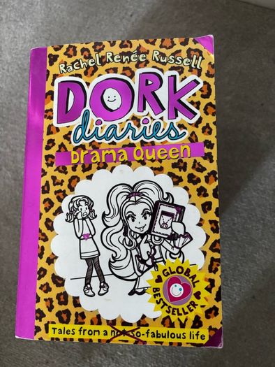 Dork Diaries Books Selection x 10