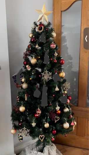 Pack of Christmas tree decorations + lights
