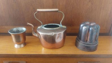 Collection of Three Antique Copper Display Items, A Blancmange Mould, a Half Pint Measure and a Small Kettle with no Lid