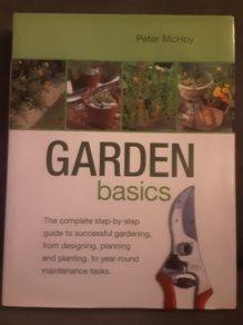 Gardening Book/Basic Gardening in Hardback ..