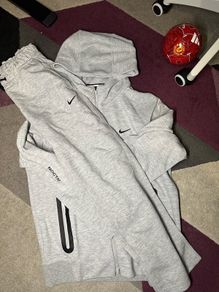 nike tech fleece Nocta