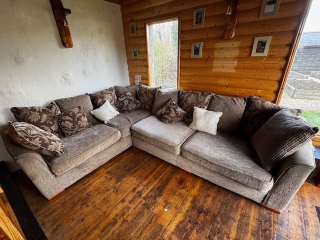 Couch - Sofa