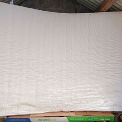 Free and has to go: Foam Mattress Plus F30 Dreamzone Kingsize